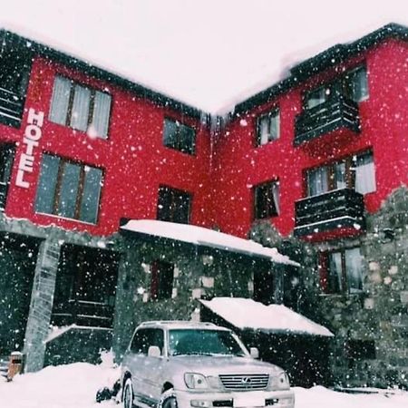 Hotel Red House Bakuriani Exterior foto