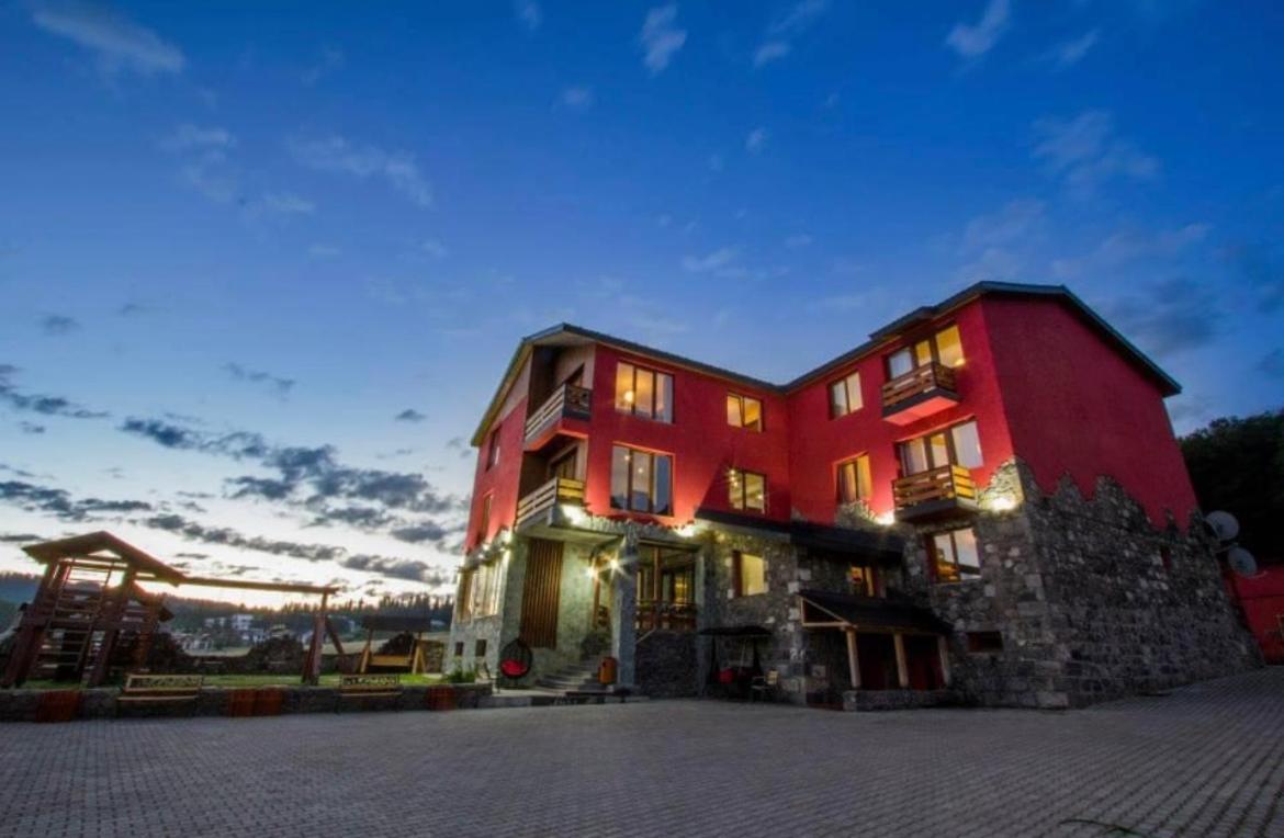 Hotel Red House Bakuriani Exterior foto